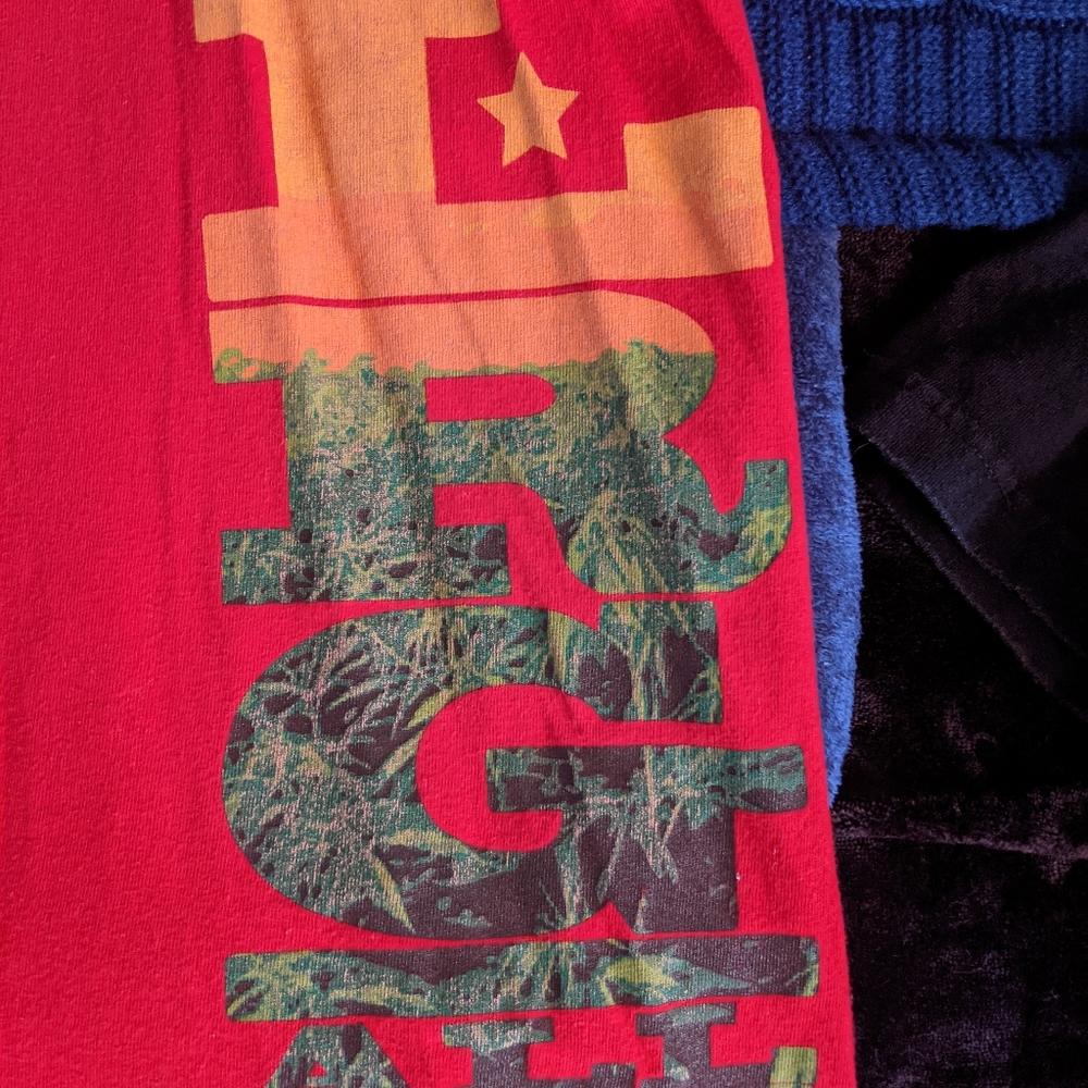LRG shirt - Picture 2 of 3